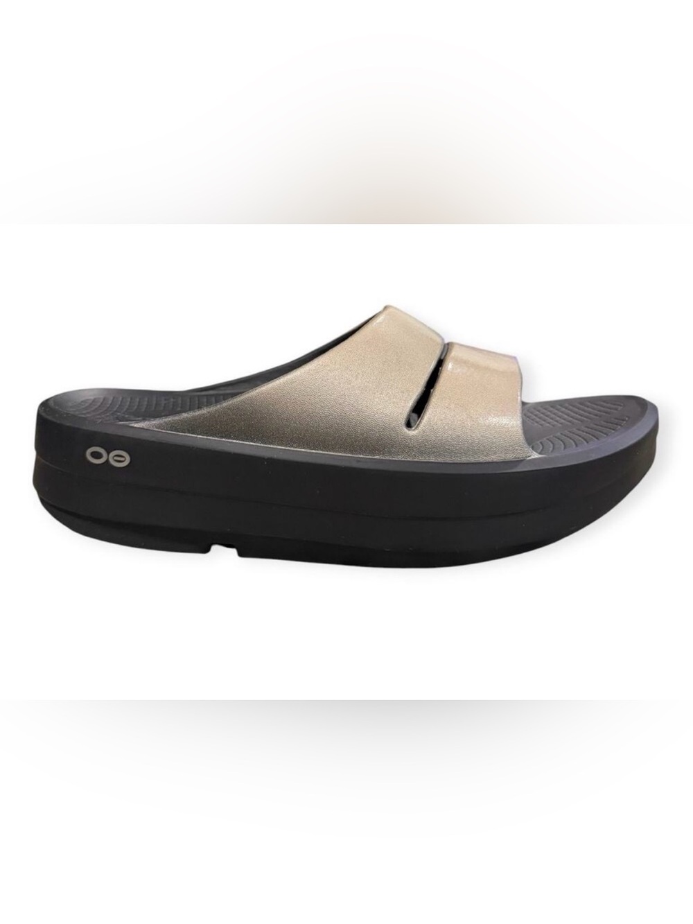 Oofos OOmega OOahh Luxe Sandal Latte Black Women’s 10 Slides Recovery Comfort